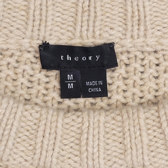 Theory Sweater Innis Aria in Oatmeal (Natural) Size Medium - Picture 3 of 10